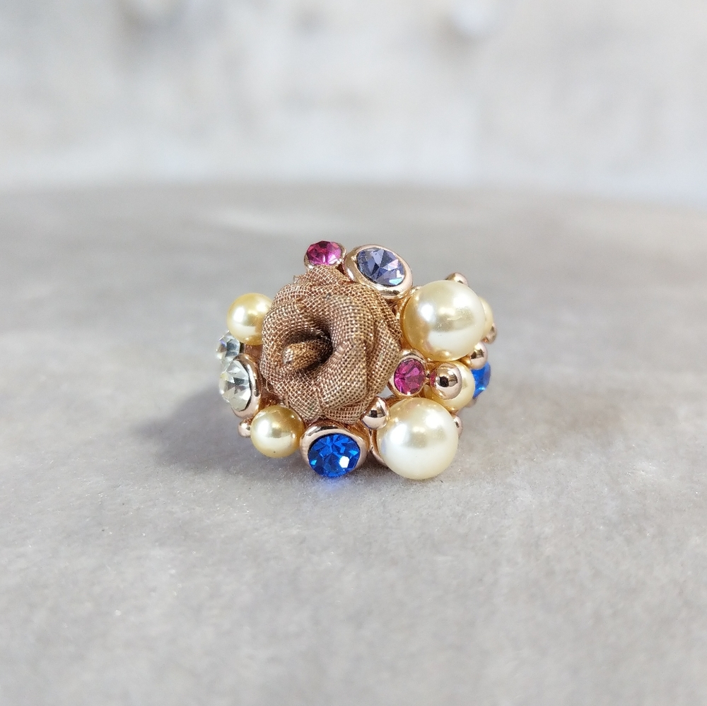 🍒NEW🍒 STATEMENT RING - Picture 2 of 6